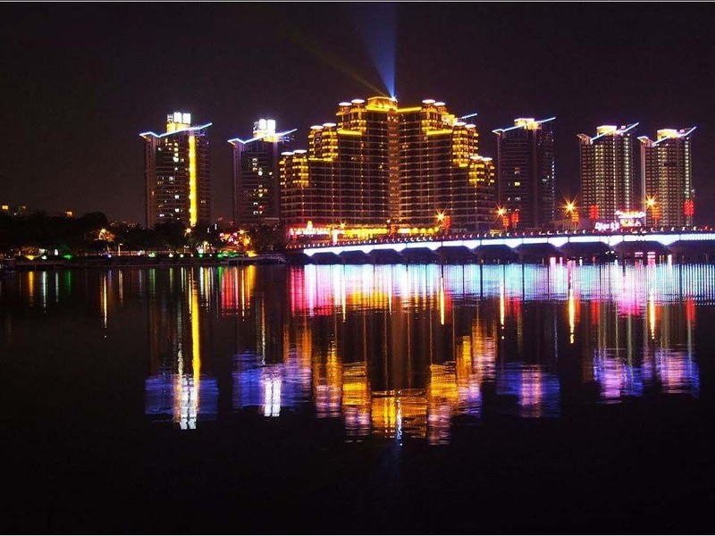 夜游三亚湾.jpg