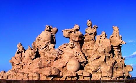 八仙雕塑.jpg