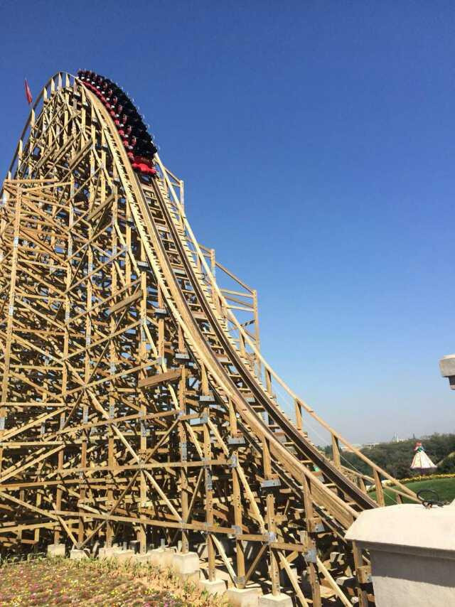 木质过山车1.jpg