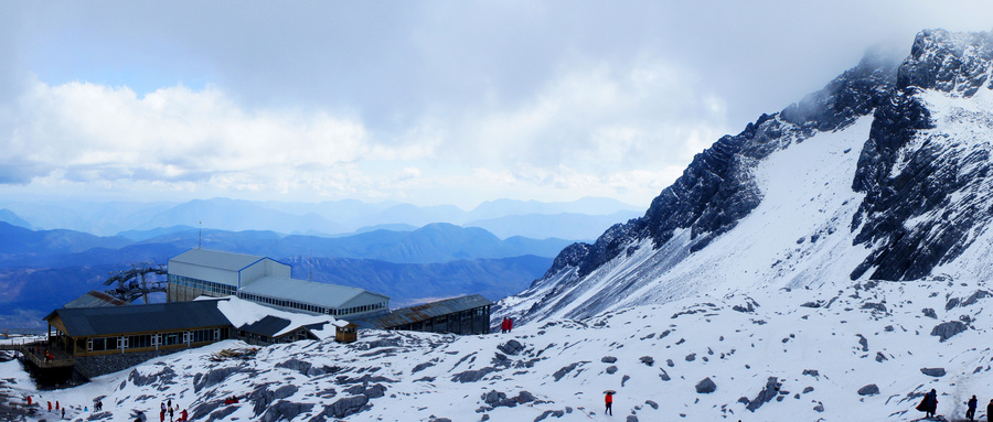 玉龙雪山.jpg